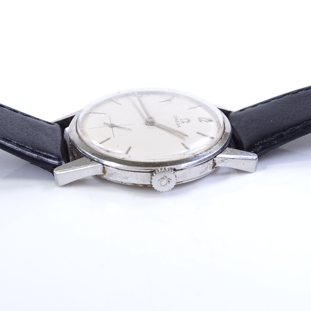OMEGA - a stainless steel mechanical wristwatch, silvered dial with quarterly Arabic numerals and - Image 3 of 5