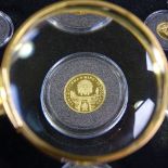 A set of 16 24ct gold medallions, The World's Finest Gold Miniatures Collection issued 2005, 13.92mm