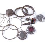 Various silver jewellery, including hinged bangles, pillboxes, chains etc