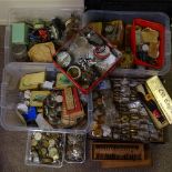 HOROLOGY INTEREST - large quantity of watch parts, movements, cases etc