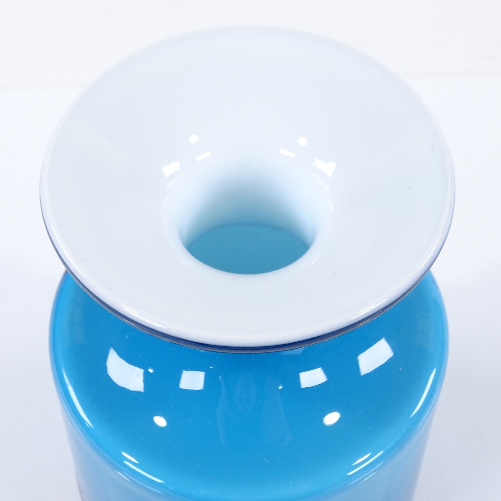 Holmegaard Denmark, blue/white vase by Per Lutken, from the Carnaby range 1968, height 13cm - Image 3 of 3