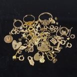 Various gold jewellery, including heart-locks, clasps, rings etc, 20.6g total