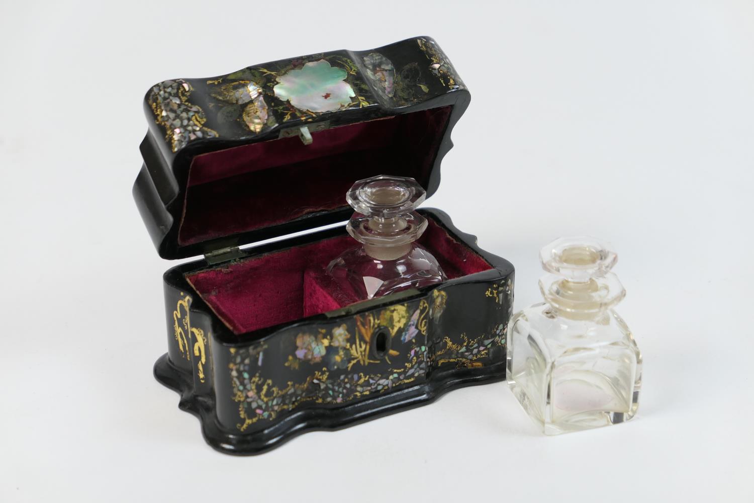 Victorian papier mache scent bottle case, circa 1850, shaped rectangular form inlaid with mother