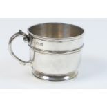 Edwardian silver cup, maker C E, London 1905, half pint capacity, cylinder body with a single