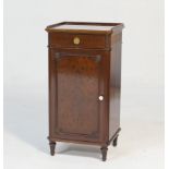 Late Victorian plum pudding mahogany pot cupboard, by Morison & Co., Edinburgh, circa 1900, with