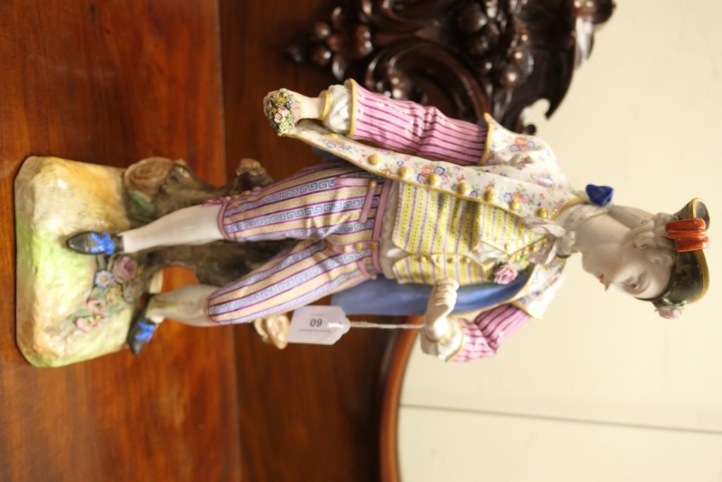 Pair of Dresden porcelain figures of gardeners, after Meissen, circa 1870, each modelled in 18th - Image 2 of 24