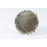 Modern silver presentation card tray, Birmingham 1975, circular form with raised border,