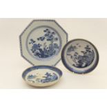 Chinese blue and white export octagonal plate, Qianlong, decorated with peony, rock and fence