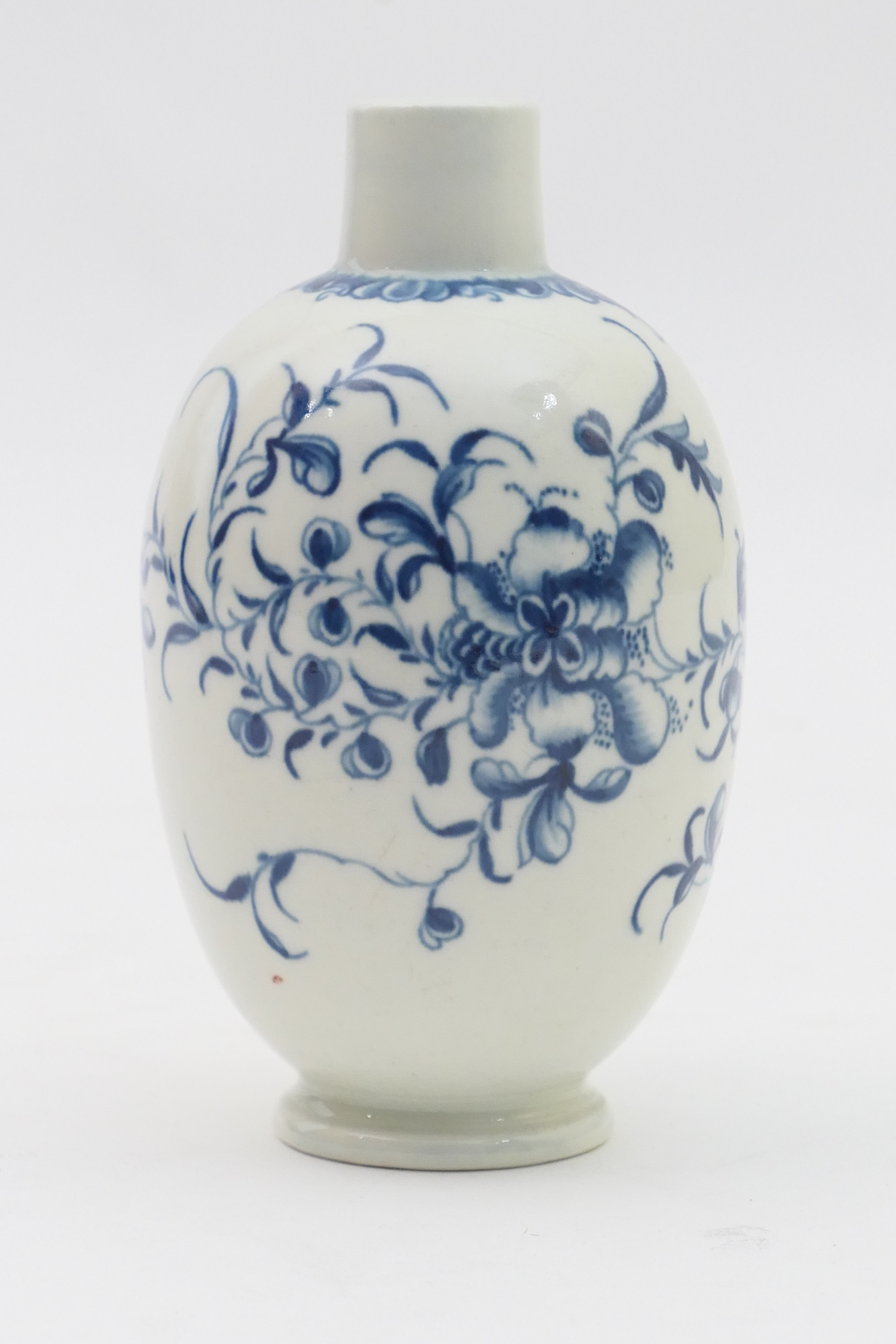 Worcester Mansfield pattern blue and white tea canister, circa 1780, blue open crescent mark, height