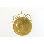 King Edward VII sovereign, 1909, with attached yellow metal pendant mount, gross weight approx. 9.4g