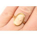 Cameo ring, in 18ct yellow gold, the cameo 19th Century or earlier, featuring a carved profile head,