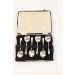 Set of six George V silver dessert spoons, Sheffield 1928, cased, weight approx. 105g (3.4 troy ozs)