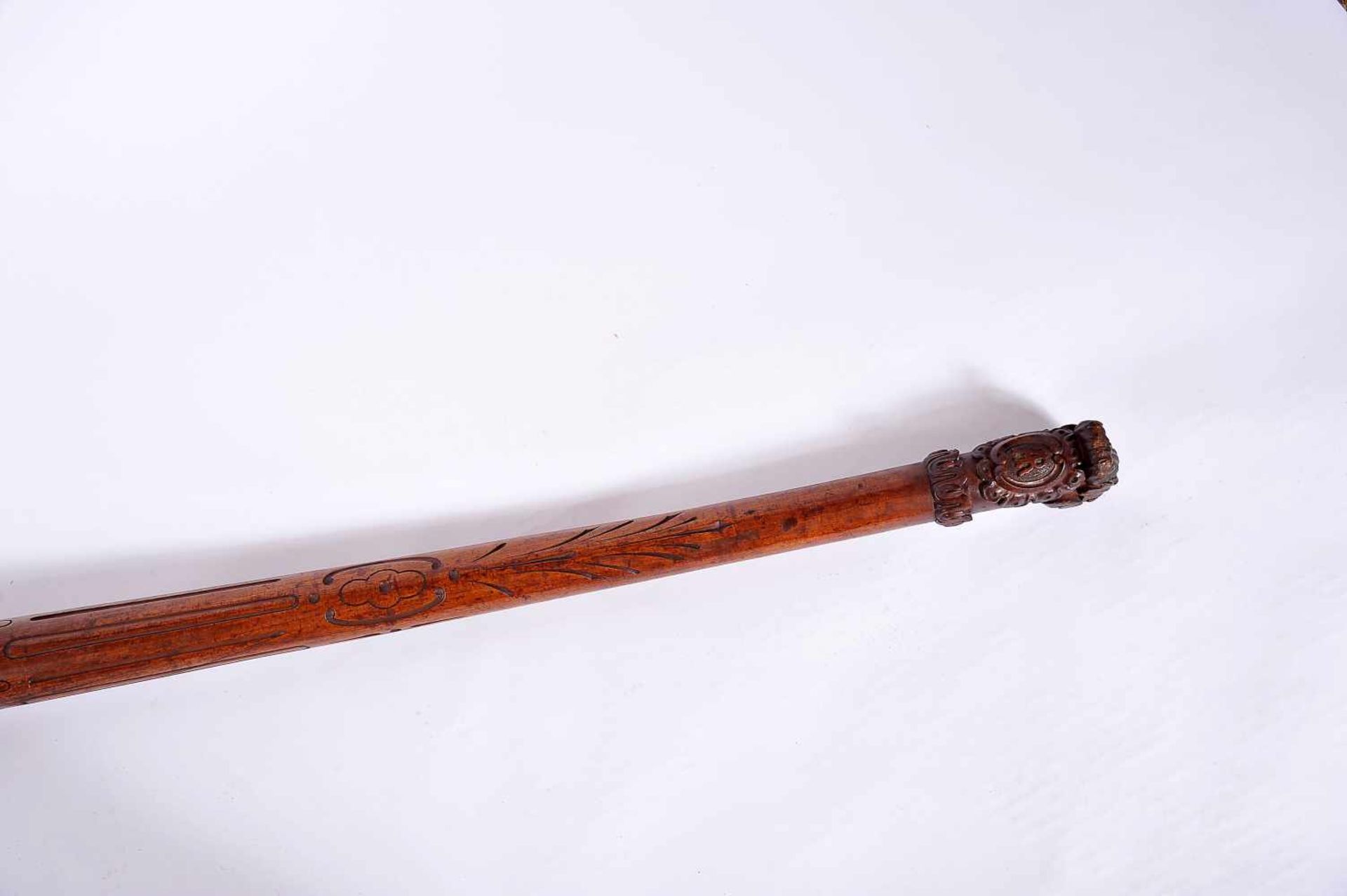 A Rudder Cane, carved mahogany with initials AR - Amelia Regina, Portuguese, 19th C. (4th - Bild 2 aus 3