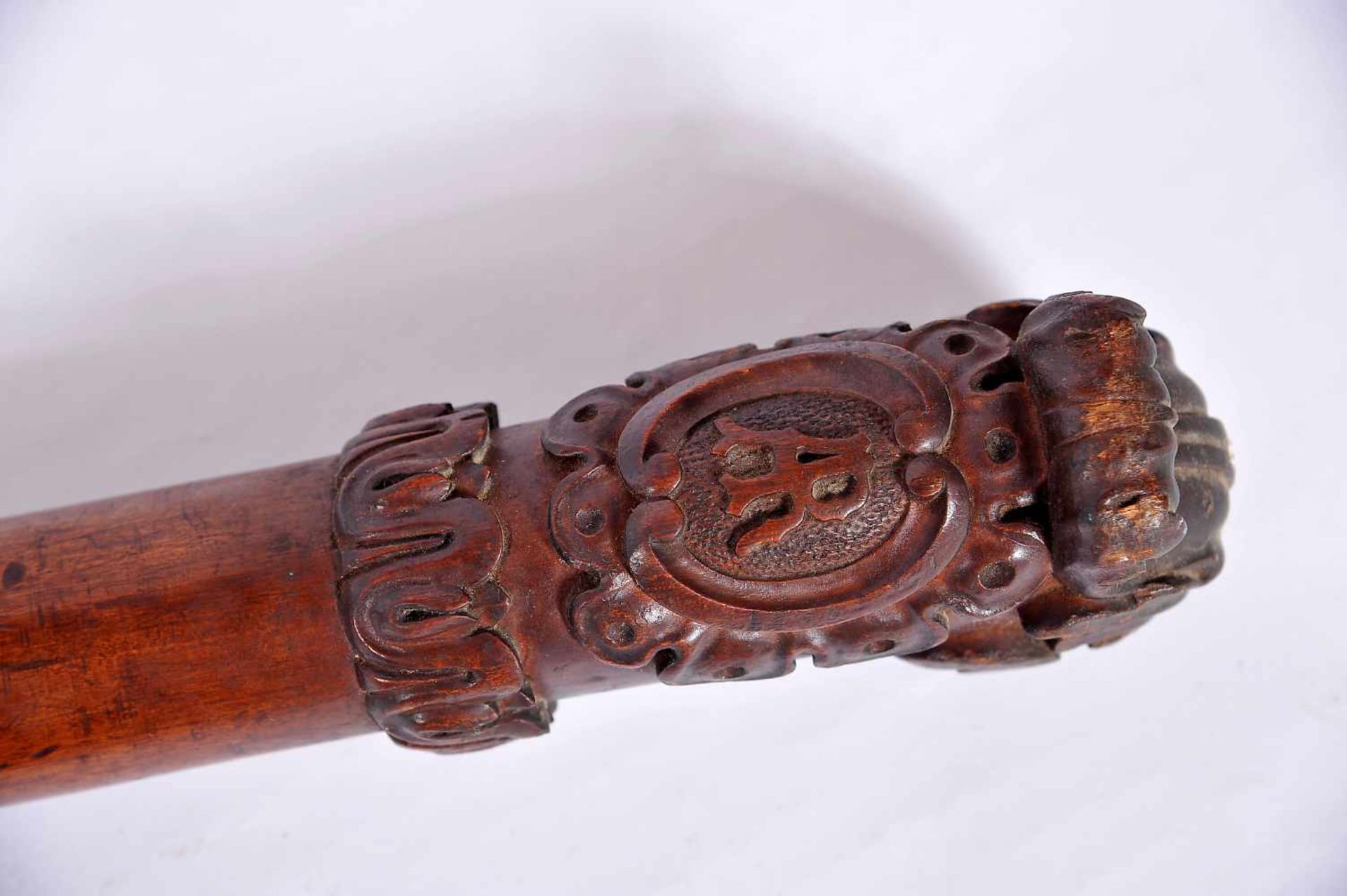 A Rudder Cane, carved mahogany with initials AR - Amelia Regina, Portuguese, 19th C. (4th - Bild 3 aus 3