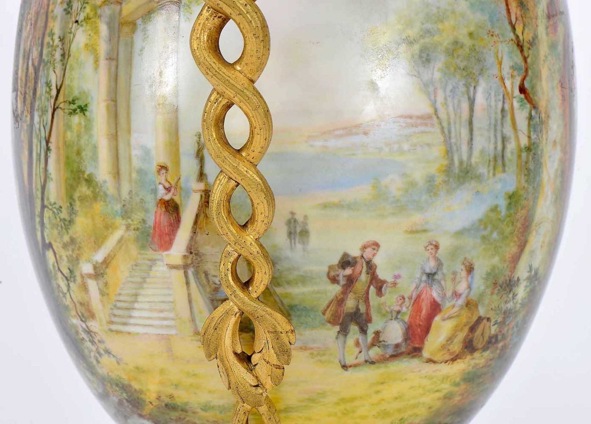 An Urn, painted milk glass, polychrome decoration "Landscape with grove", gilt bronze applications - Bild 4 aus 4