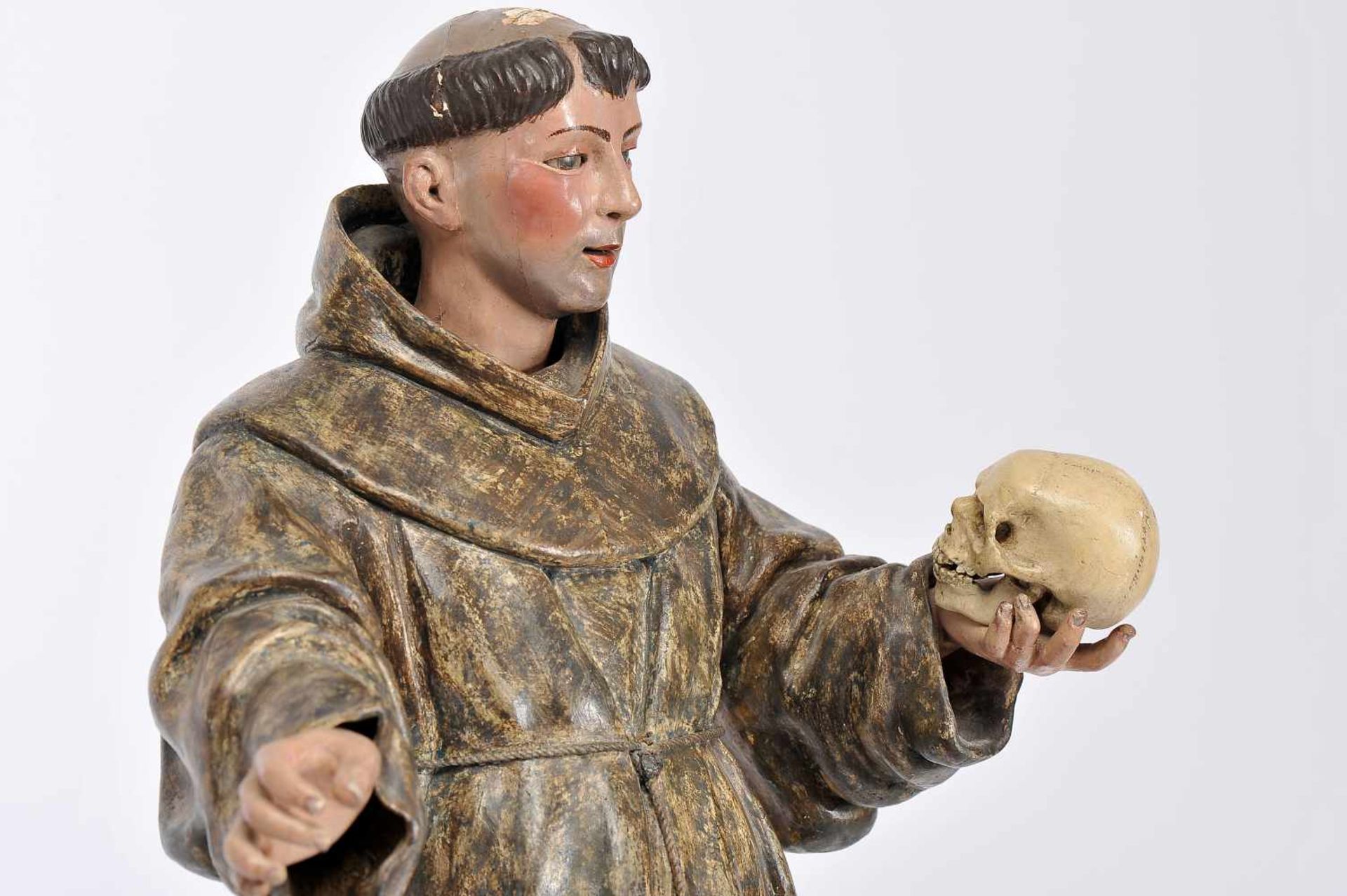 Saint Francis of Assisi, polychrome wooden carving, Spanish School of Granada, 17th C., ink fault on - Bild 2 aus 2