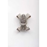 A Brooch - "Bow", Art Deco, 800/1000 gold and 500/1000 platinum, set with 175 8/8 and brilliant