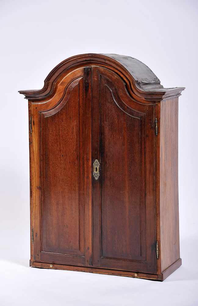 An Oratory with pull-out top, D. Maria I, Queen of Portugal (1777-1816), Brazilian mahogany, painted