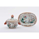 A Small Tureen with Stand, Chinese export porcelain, polychrome and gilt decoration "Flowers", "