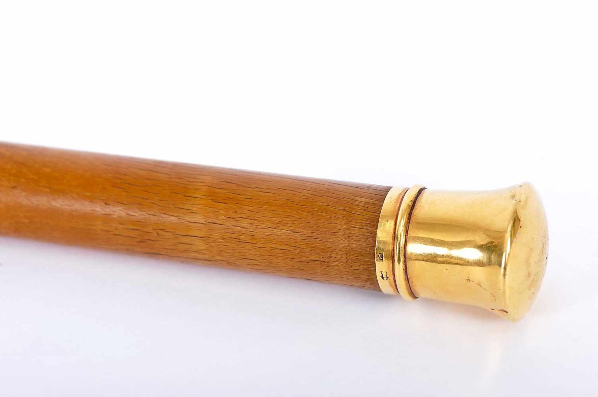 A walking Stick, Rhino horn, 800/1000 gold handle, Portuguese, 19th C., signs of use, Oporto assay - Bild 2 aus 3