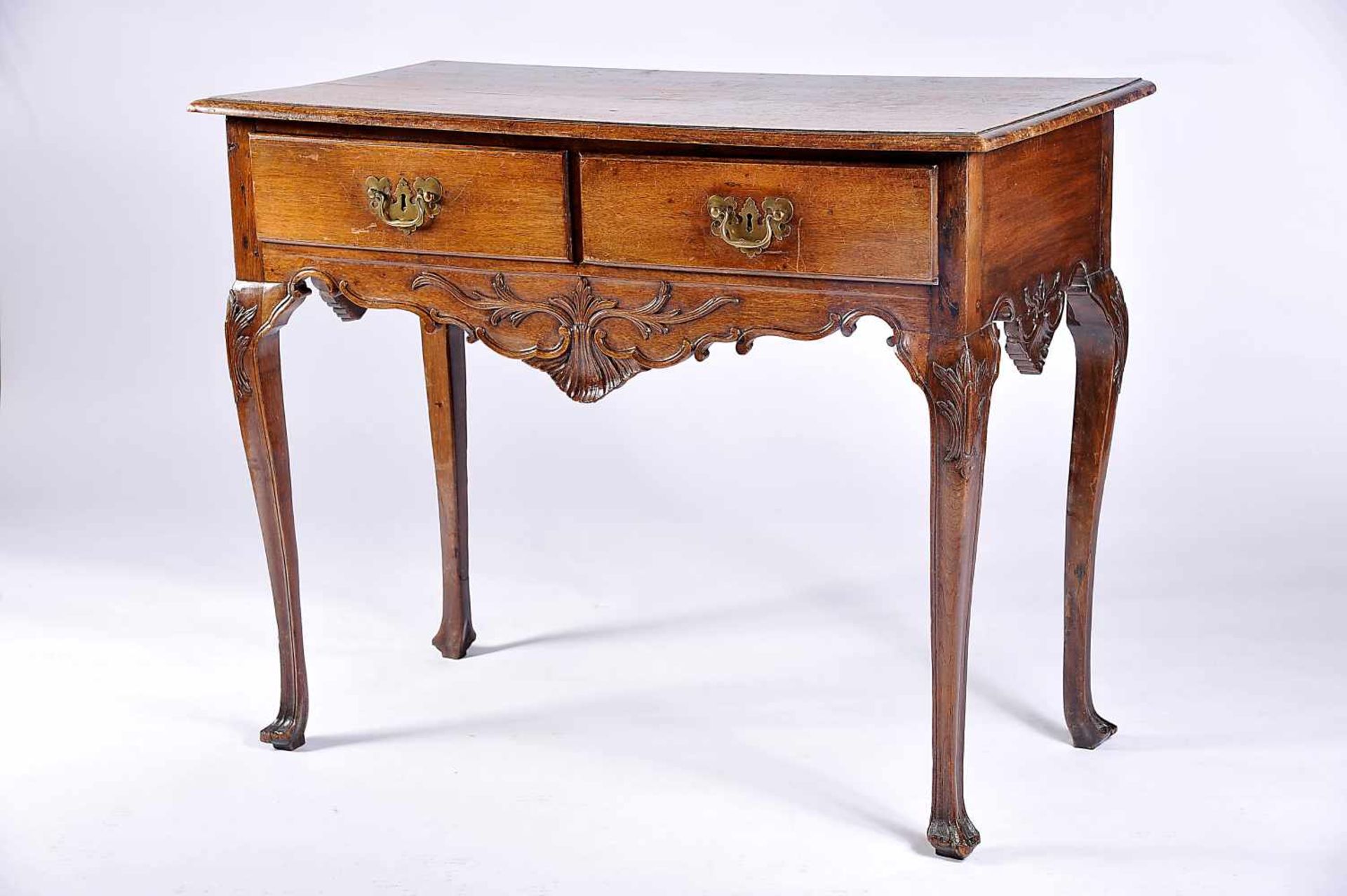 A Two-drawer Side Table, D. José I, King of Portugal (1750-1777), carved Brazilian mahogany, oak - Bild 2 aus 2