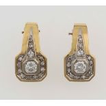 Pair of diamond and gold earrings - montatura in oro giallo ed oro bianco 750/1000 -