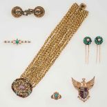 Group of gold and gem-set jewellery - oro giallo 750/1000, turchesi e perle -