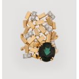 Tourmaline and diamond ring. Signed Repossi. Fitted case - montatura in oro giallo [...]