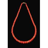 Coral and gold necklace - fermezza ed inserti in oro giallo 750/1000 -