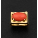 Coral and gold ring - montatura in oro giallo 750/1000 -