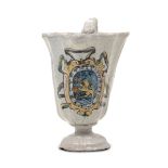 Versatoio Acquapendente o Roma, 1600 circa, - Maiolica policroma a gran fuoco. [...]