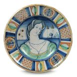 Grande piatto Deruta, prima metà del XVI secolo, - Maiolica policroma a gran fuoco. [...]