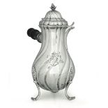 A silver coffee pot, Turin, 1800 ca. - Molten, chiselled and engraved silver. [...]