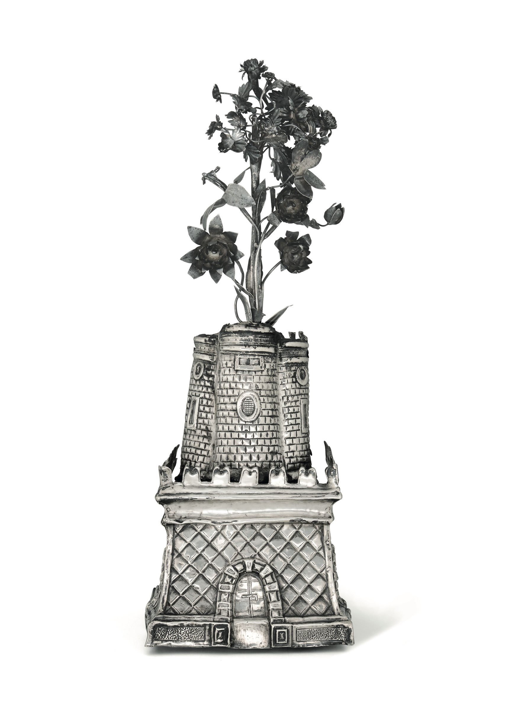 A silver tower, Italy or Spain, 18th century - Molten, embossed and chiselled silver [...]