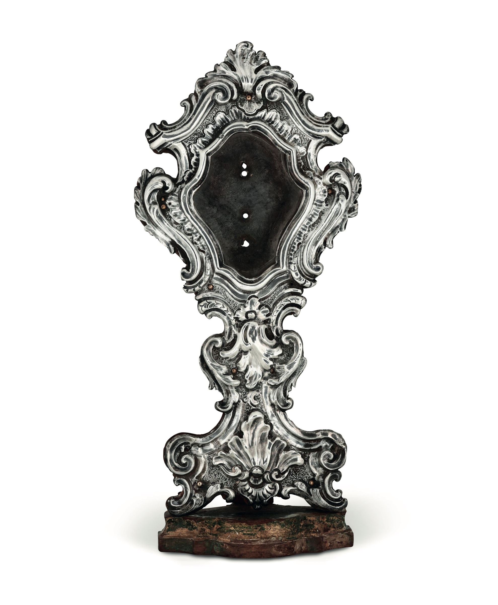 A silver reliquary, Genoa, 1778 - Embossed and chiselled silver foil and wood. [...]