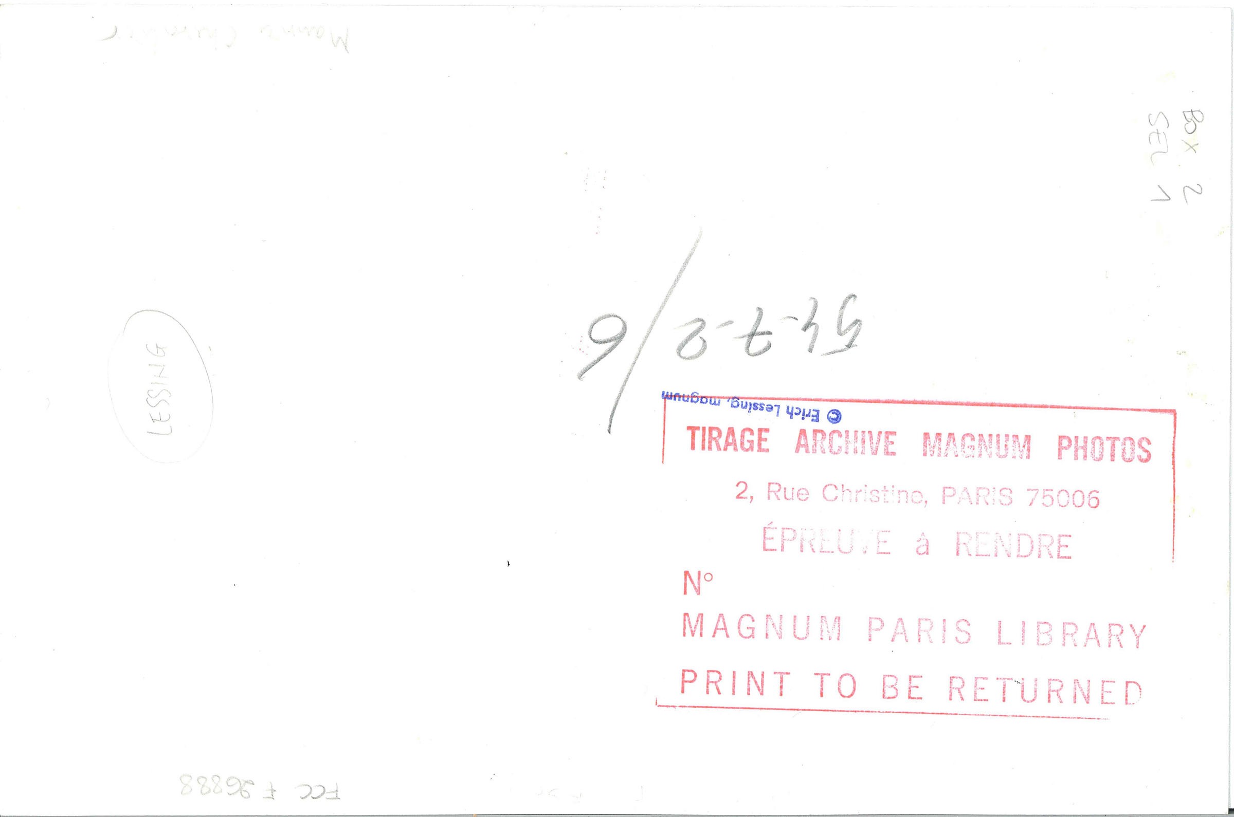 Erich Lessing (1923-2018), Maurice Chevalier - cm 16x24,5 Timbro Archivio Magnum al [...] - Image 2 of 2