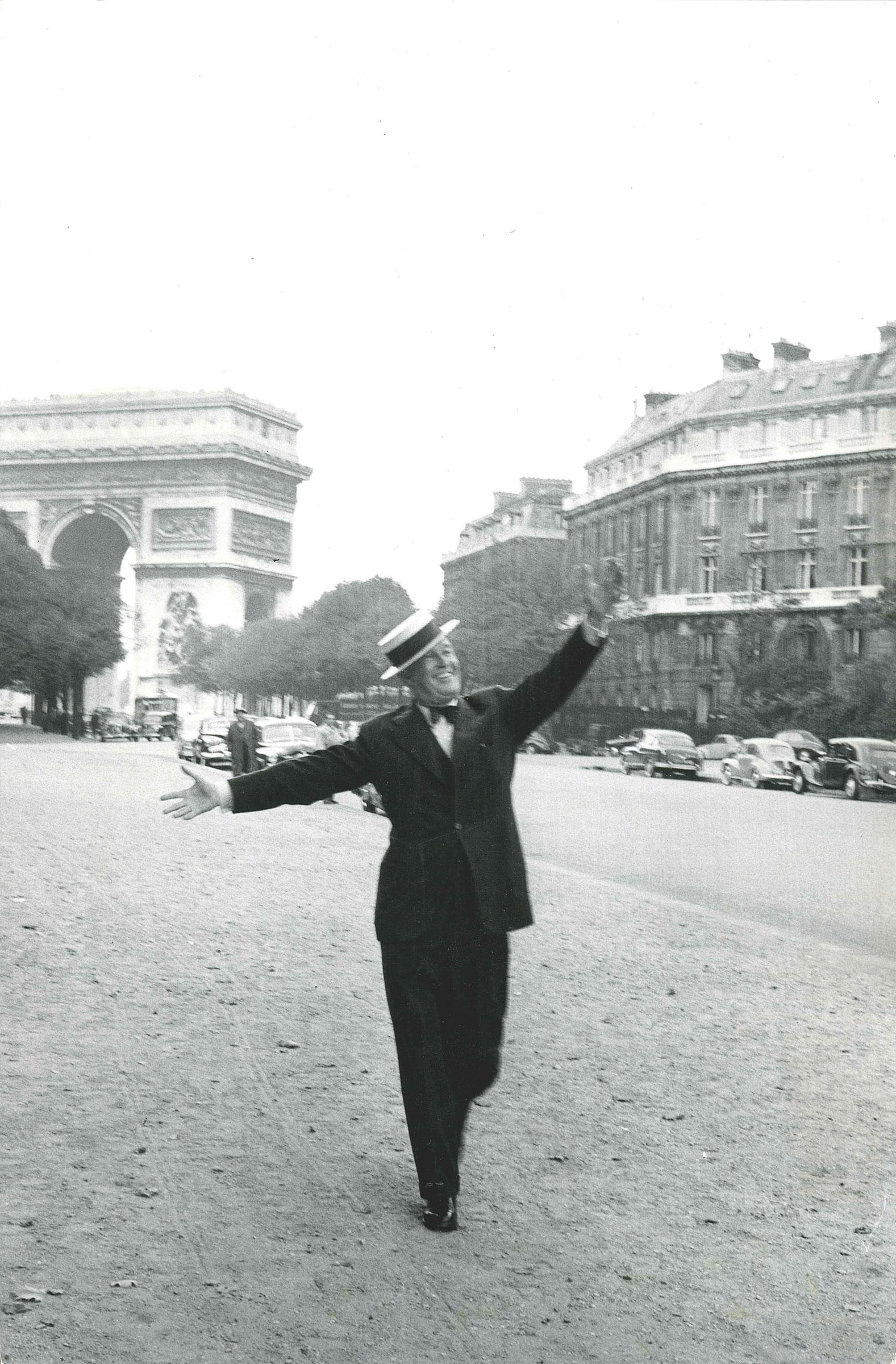 Erich Lessing (1923-2018), Maurice Chevalier - cm 24,7x16,3 Timbro Archivio Magnum [...]