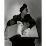 Horst P. Horst (1906-1999) - Edith Sitwell, New York, 1948 [...]