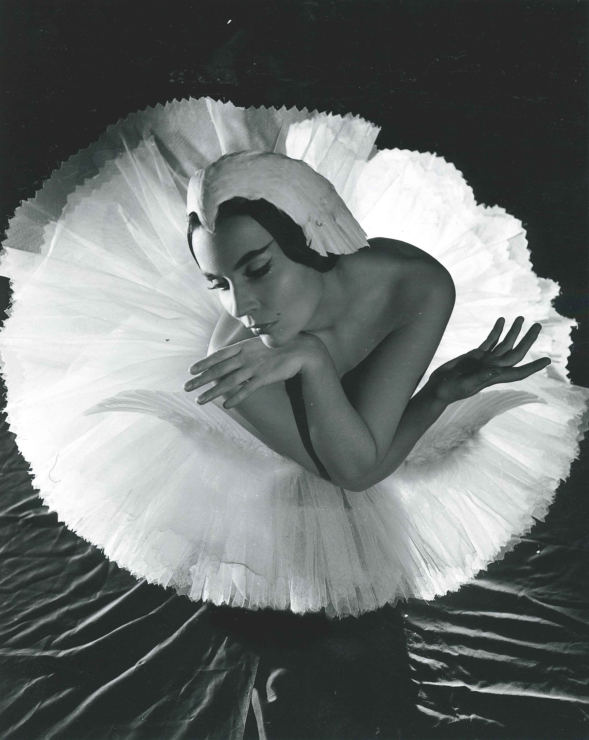 Serge Lido (1906-1984), Ludmila Tcherina, Opera de Paris, 1958 - vintage gelatin [...]