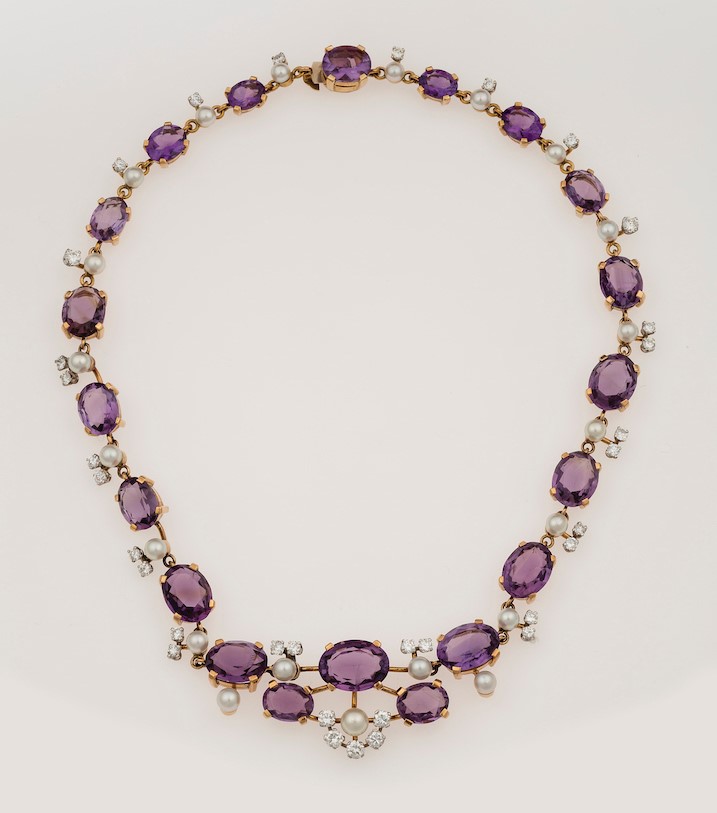 Amethyst, pearl and diamond necklace - montatura in oro giallo 750/1000 -