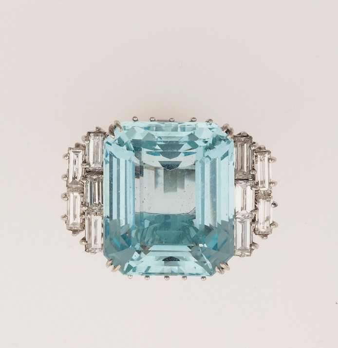 Aquamarine and diamond ring - montatura in oro bianco 750/1000 -