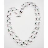 Rock crystal, ruby and emerald necklace - fermezza in oro bianco 750/1000 -