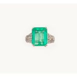 Colombian emerald and diamond ring - montatura in oro bianco 750/1000 con diamanti -