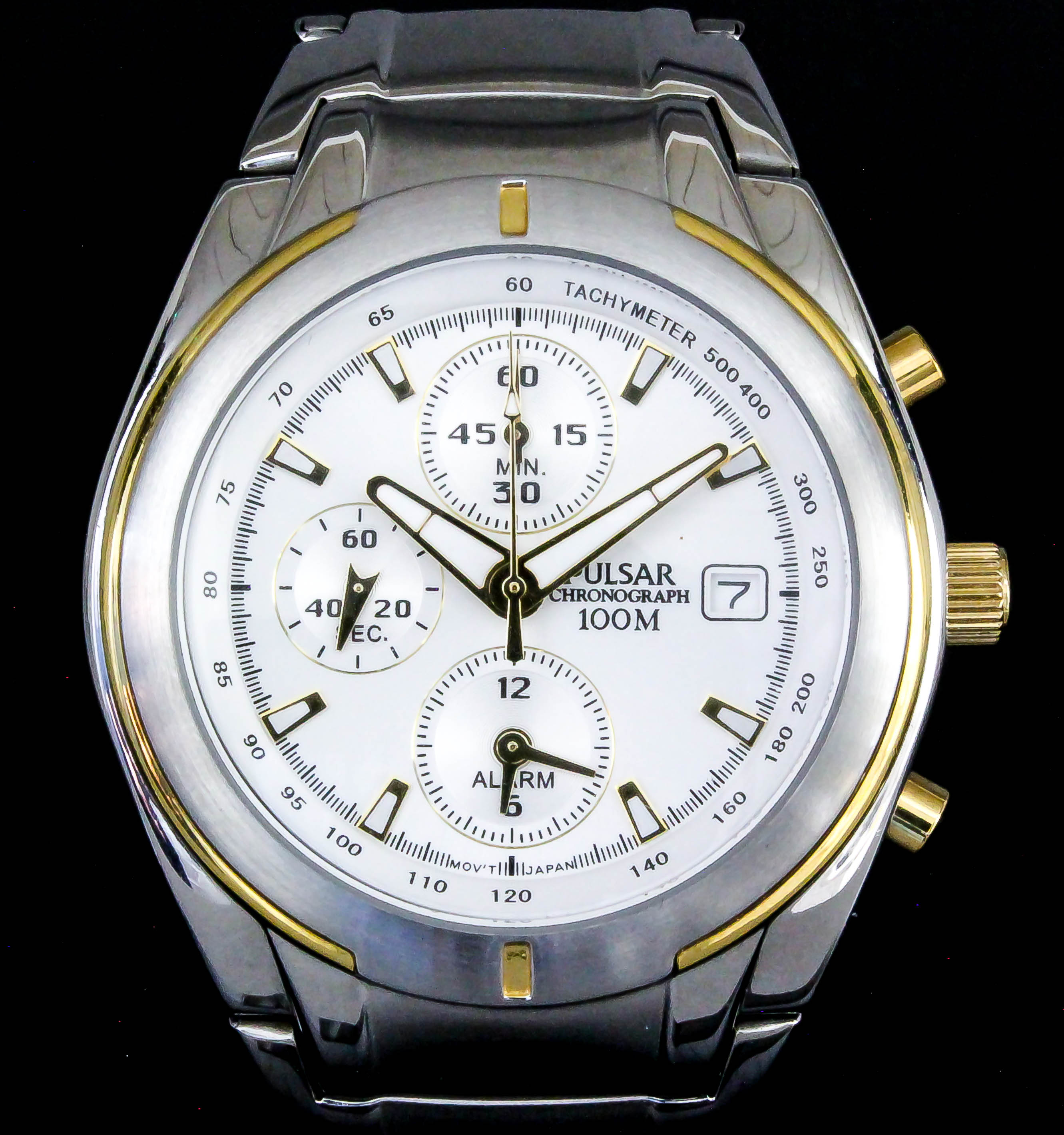 A gentleman's quartz stainless steel cased chronograph wristwatch by Pulsar, the silver dial with