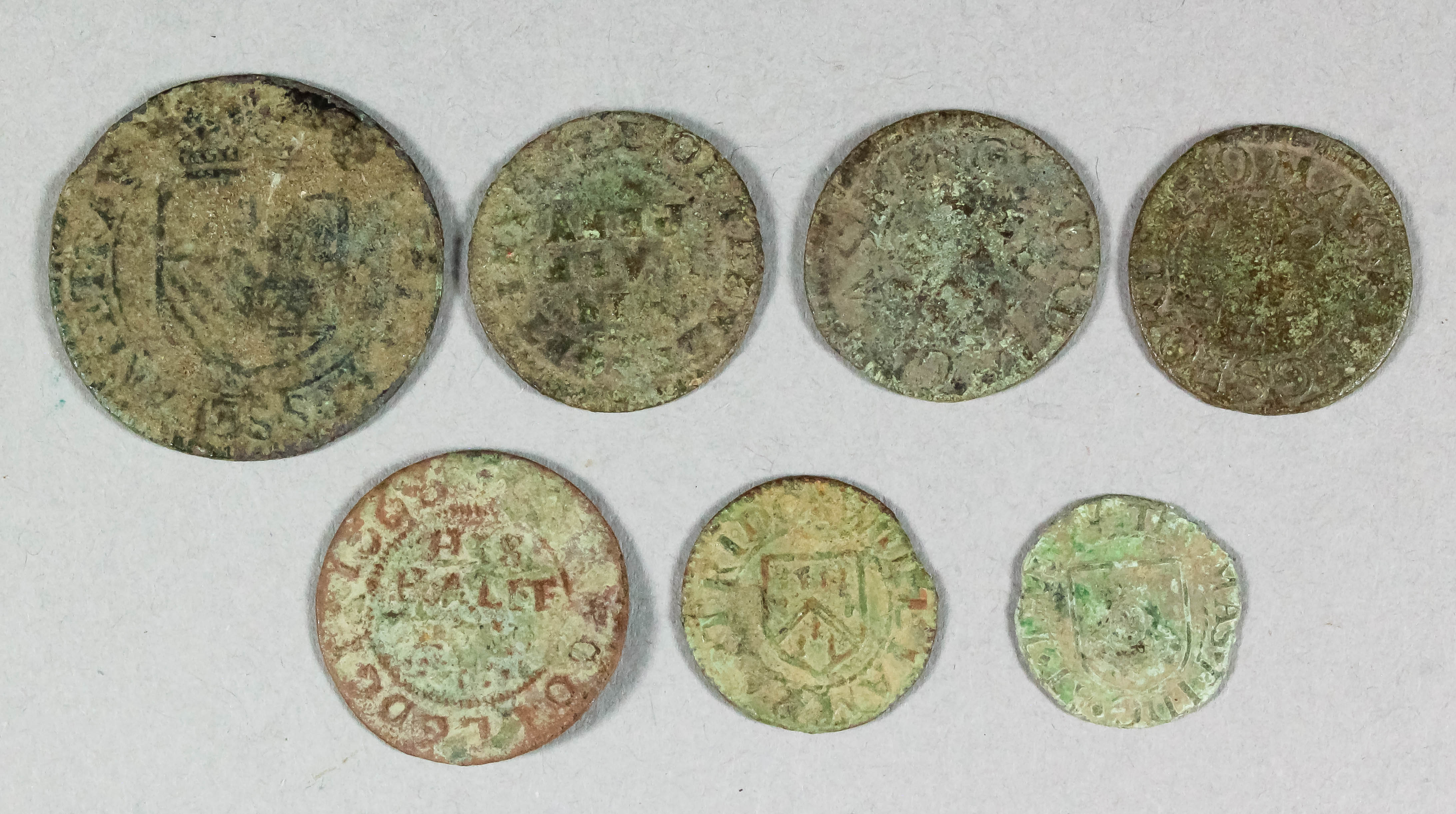 Seven 17th Century Kent tradesman's copper tokens ( including Sandwich and Chilham)