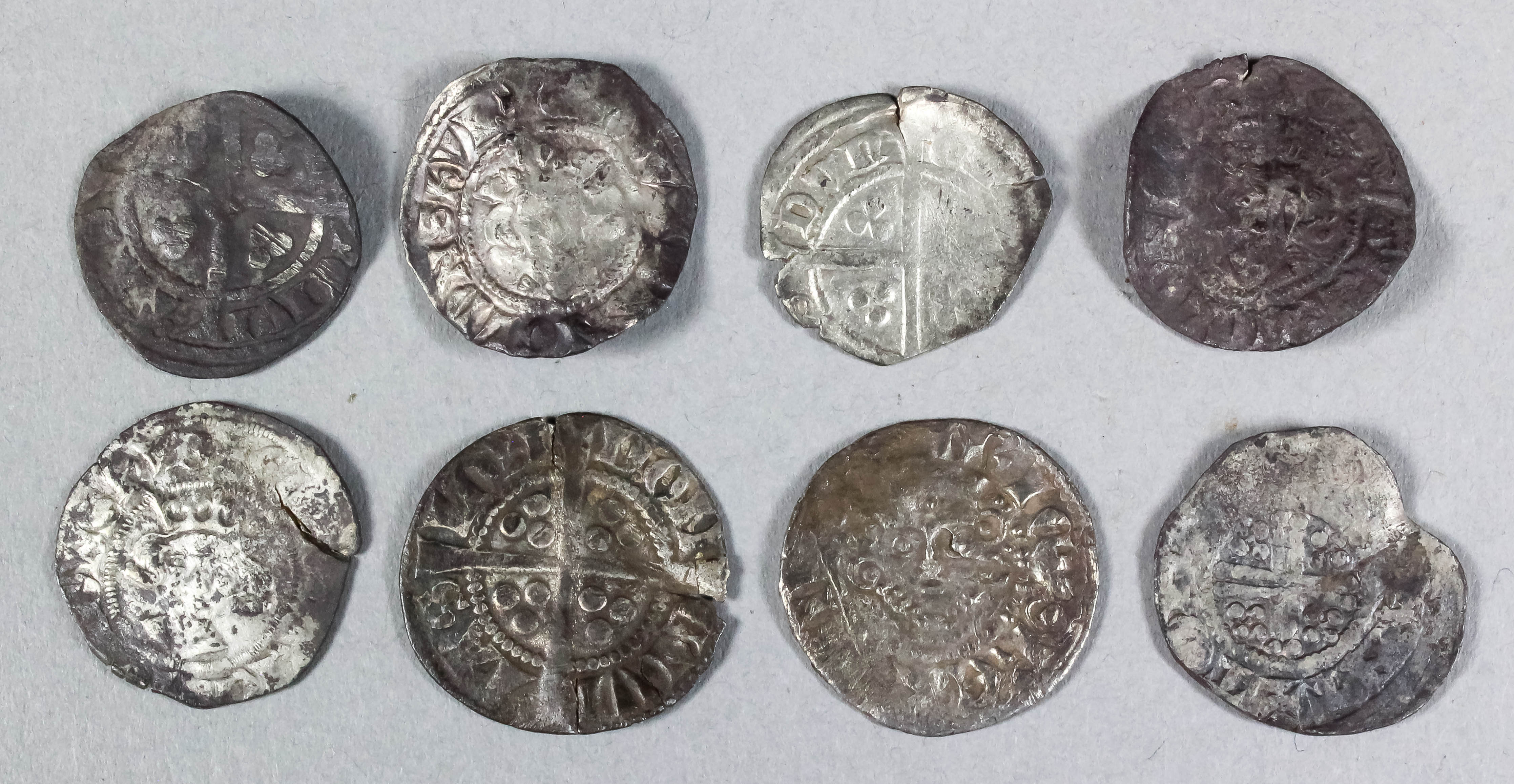 Twenty-five Medieval hammered silver coins (Henry III-Edward I 1216-1307), including short and