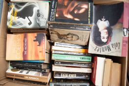 VINTAGE AND MODERN PAPERBACKS, VARIOUS AUTHORS, mainly classic fiction titles with a small