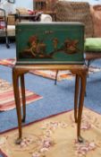 A NINETEENTH CENTURY GREEN AND GILT LACQUERED WOOD LARGE WORK BOX, with raised oriental design of