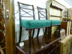 A PAIR OF EARLY NINETEENTH CENTURY MAHOGANY SINGLE DINING CHAIR WITH 'X' RAIL BACK