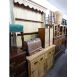 A MODERN PINE WELSH DRESSER WITH RAISED PLATE RACK, 3'9" WIDE